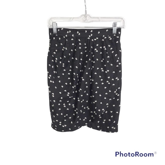 Yumi Kim broken heart black and white mini skirt size XS - Picture 3 of 9